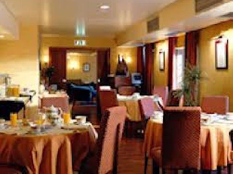 芬尼萨酒店 阿威罗 餐厅 照片